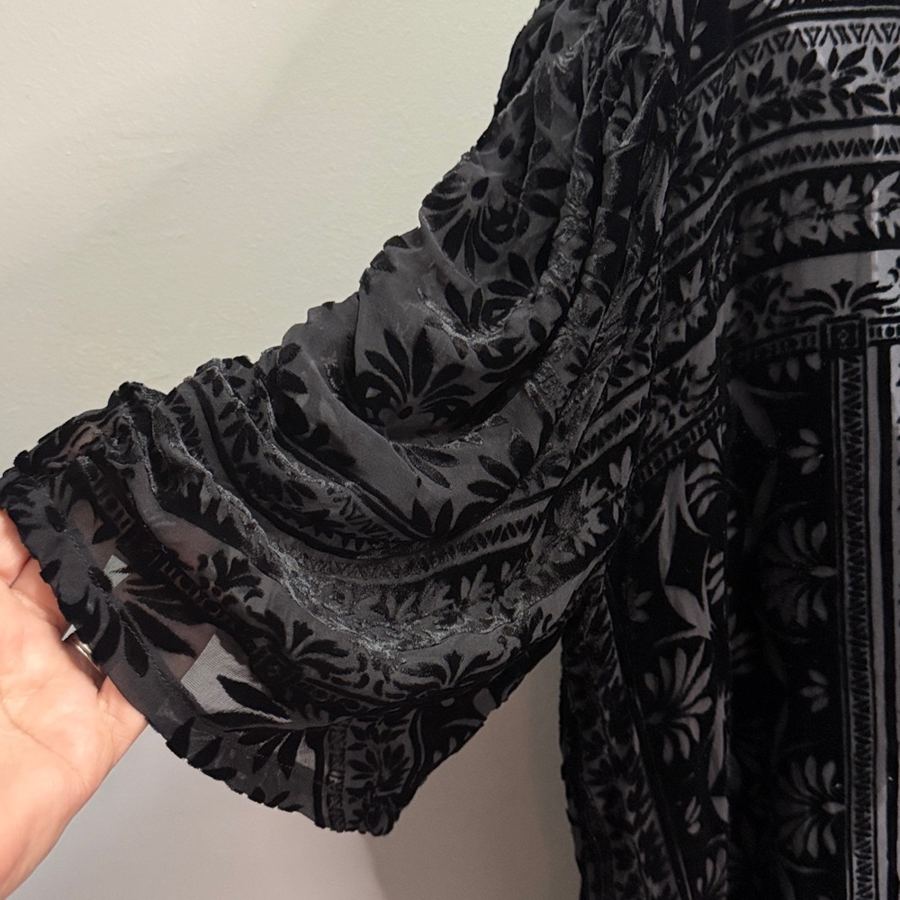 NWT Johnny Was Velvet Amatan Ruched Blouse in Black XL - Picture 4 of 7